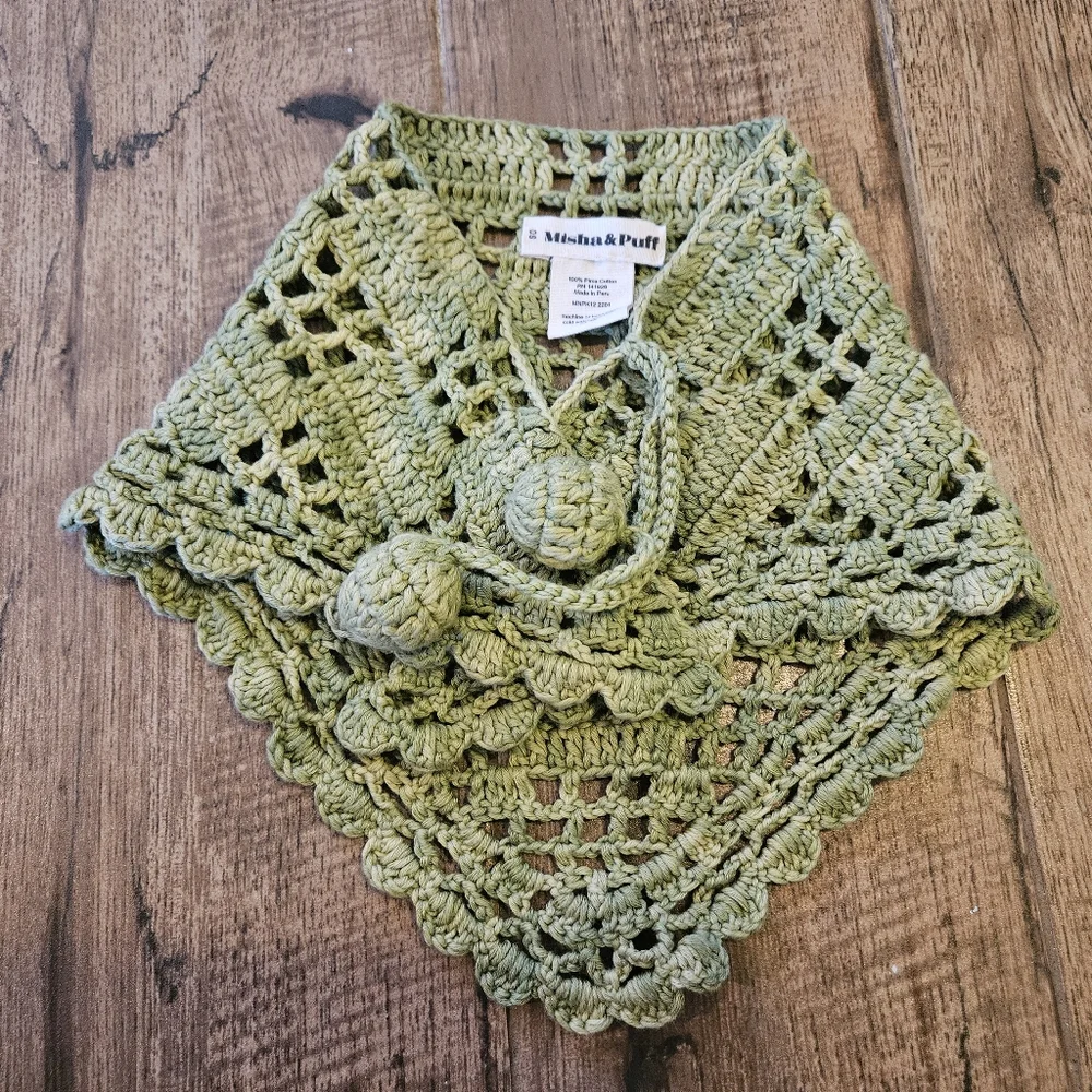 nwot misha and puff green crochet scarf